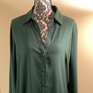 Ann Taylor hunter green dressy top